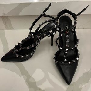 Kaitlyn Pan Black Studded Heels 7.5